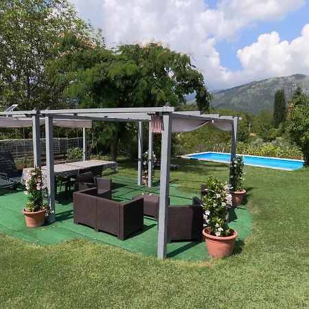 B&B Il Feudo Fontechiari Bagian luar foto